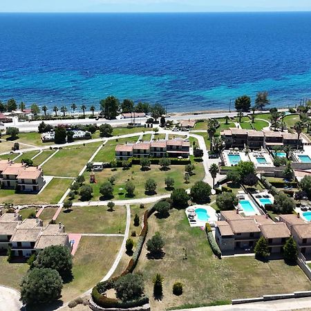 Stigmes Villas & Suites Nea Skioni Luaran gambar