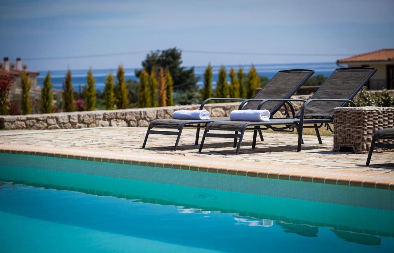 Stigmes Villas & Suites Nea Skioni Luaran gambar