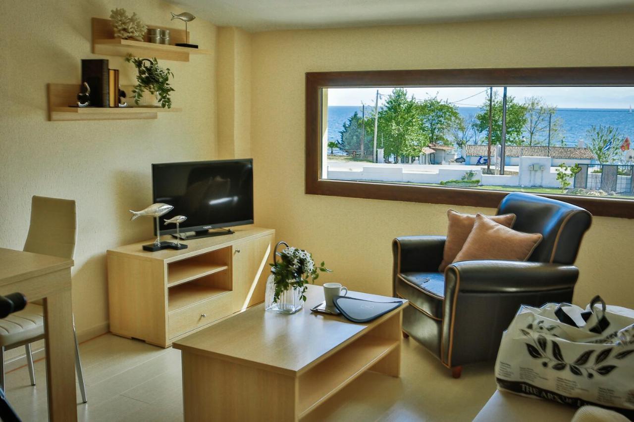 Stigmes Villas & Suites Nea Skioni Luaran gambar