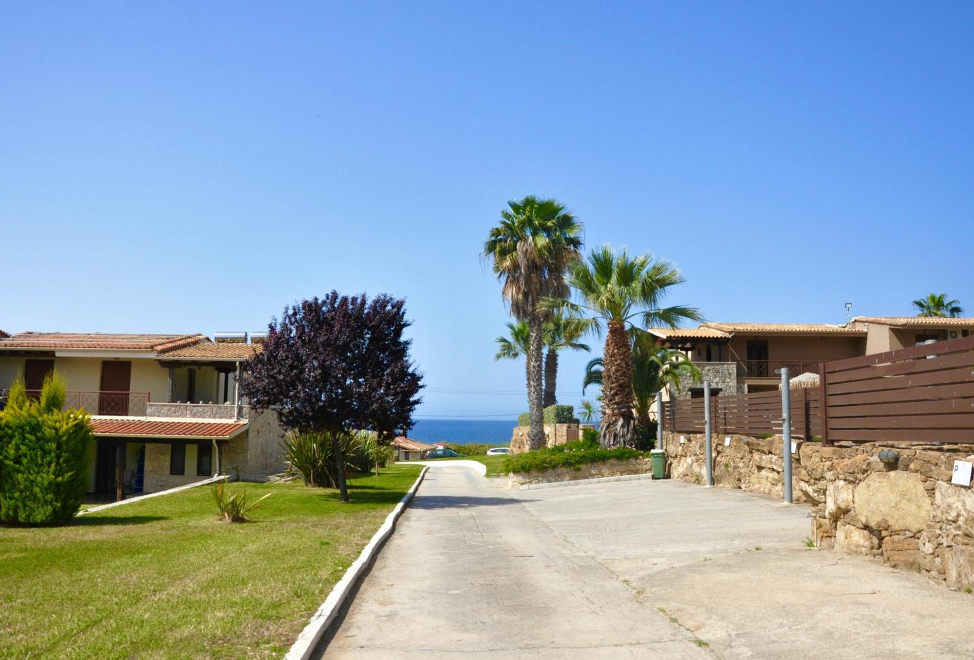 Stigmes Villas & Suites Nea Skioni Luaran gambar