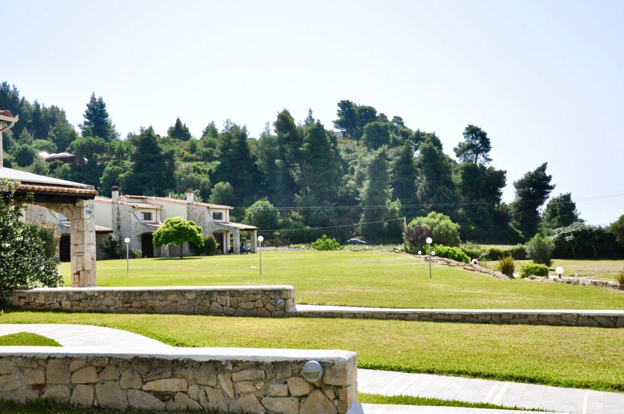 Stigmes Villas & Suites Nea Skioni Luaran gambar