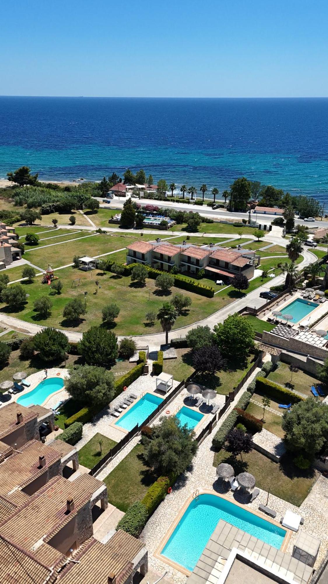 Stigmes Villas & Suites Nea Skioni Luaran gambar
